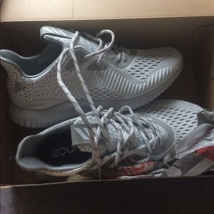 Alphabounce Ams